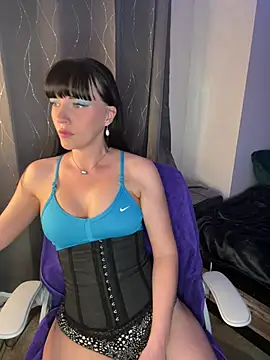 Snapshot of MaciiMayy chatting on 06/16/26, 11:40 MaciiMayy online show from 06/16/26, 11:40
