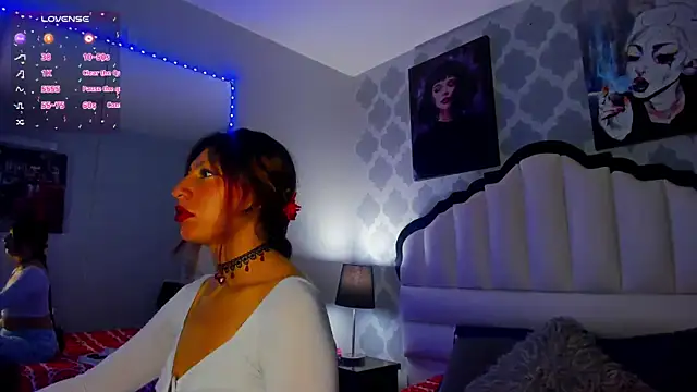 Snapshot of AlisonCold chatting on 10/01/25, 12:33 AlisonCold online show from 10/01/25, 12:33