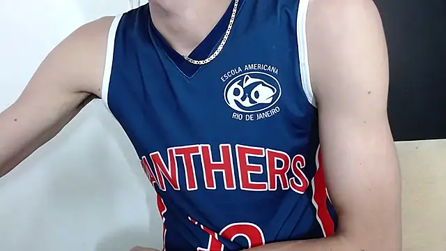 LATINO27CM online show from 11/29/25, 11:41