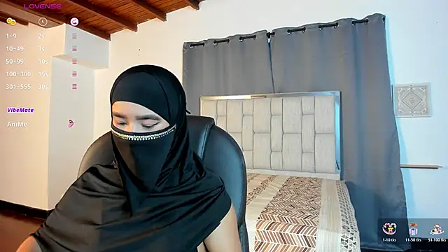 kalila latif online show from 11/14/25, 02:43