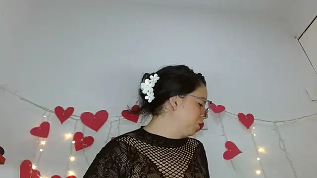 Snapshot of Alice_pussyhairy chatting on 02/16/26, 07:59 Alice pussyhairy online show from 02/16/26, 07:59