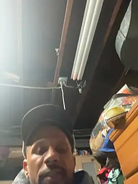 Snapshot of smuckle899 chatting on 03/01/26, 09:55 smuckle899 online show from 03/01/26, 09:55