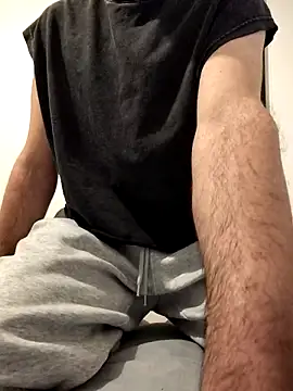 Snapshot of AD_Vu chatting on 11/11/25, 09:20 AD Vu online show from 11/11/25, 09:20