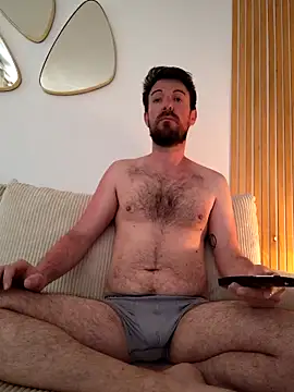 Snapshot of AD_Vu chatting on 04/06/26, 10:27 AD Vu online show from 04/06/26, 10:27