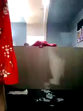 transreyna online show from 02/21/25, 01:33