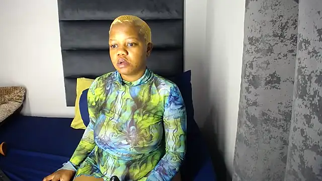 Juiceybileh online show from 10/07/25, 06:38