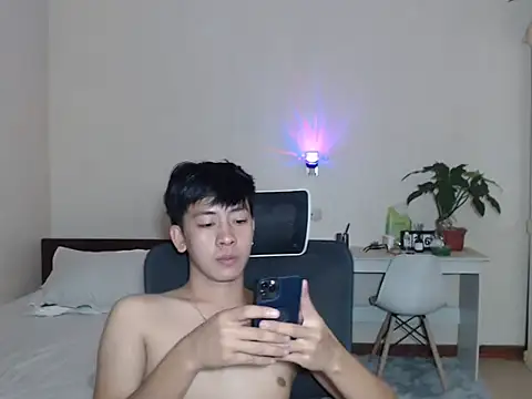 Snapshot of niel_cumshow chatting on 10/30/25, 05:42 niel cumshow online show from 10/30/25, 05:42