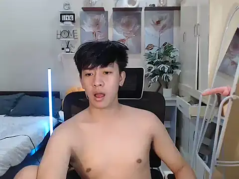 Snapshot of niel_cumshow chatting on 11/16/25, 06:24 niel cumshow online show from 11/16/25, 06:24