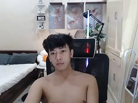 Snapshot of niel_cumshow chatting on 11/24/25, 05:01 niel cumshow online show from 11/24/25, 05:01