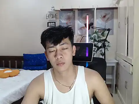 Snapshot of niel_cumshow chatting on 12/01/25, 06:02 niel cumshow online show from 12/01/25, 06:02