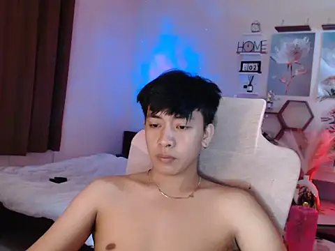 Snapshot of niel_cumshow chatting on 12/14/25, 07:58 niel cumshow online show from 12/14/25, 07:58