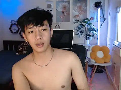 Snapshot of niel_cumshow chatting on 12/18/25, 07:20 niel cumshow online show from 12/18/25, 07:20