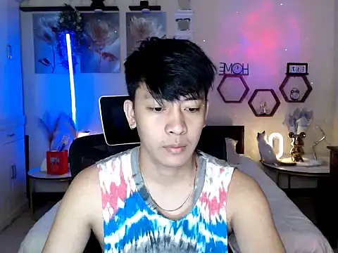 Snapshot of niel_cumshow chatting on 02/18/26, 10:06 niel cumshow online show from 02/18/26, 10:06