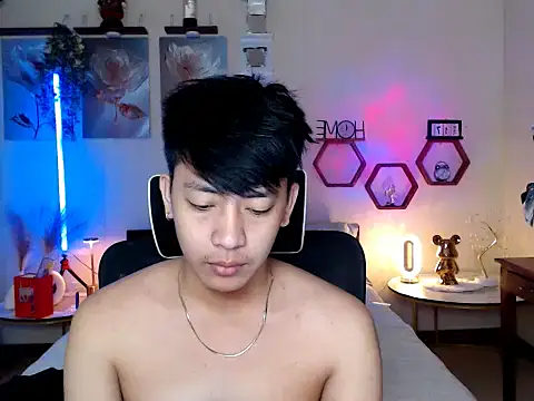 Snapshot of niel_cumshow chatting on 02/20/26, 02:41 niel cumshow online show from 02/20/26, 02:41