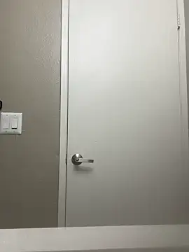 Snapshot of Zellyzelly2100 chatting on 11/15/25, 12:41 Zellyzelly2100 online show from 11/15/25, 12:41