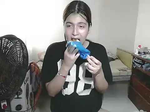 Mirage Sertori online show from 11/11/25, 06:52