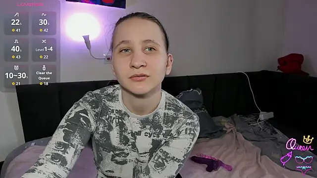 ChristinaFivePlus online show from 04/01/26, 11:55