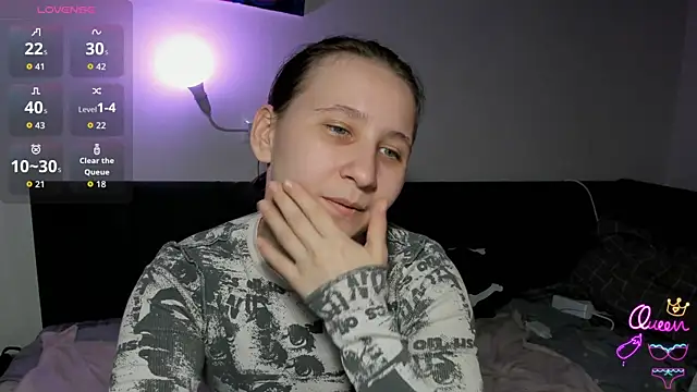 ChristinaFivePlus online show from 04/01/26, 04:37