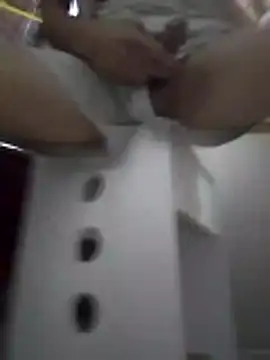 ManChillBigCockVN online show from 11/18/25, 08:52