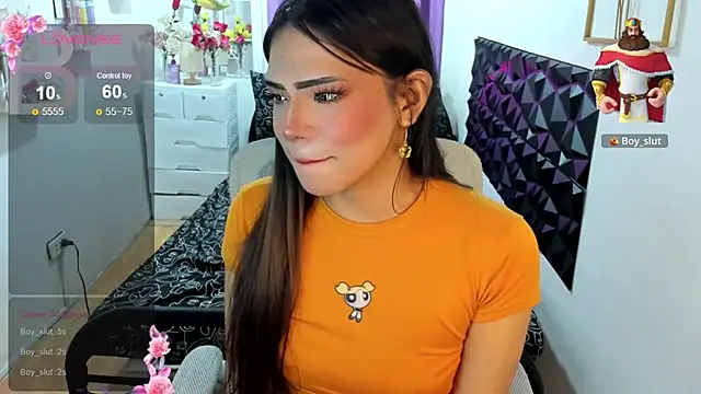 Snapshot of Lovely_naughtyLeii chatting on 11/19/25, 05:46 Lovely naughtyLeii online show from 11/19/25, 05:46