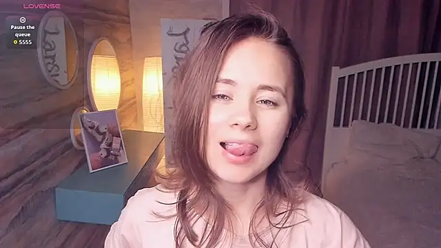 Crysta1Eva  online show from 11/20/25, 08:03