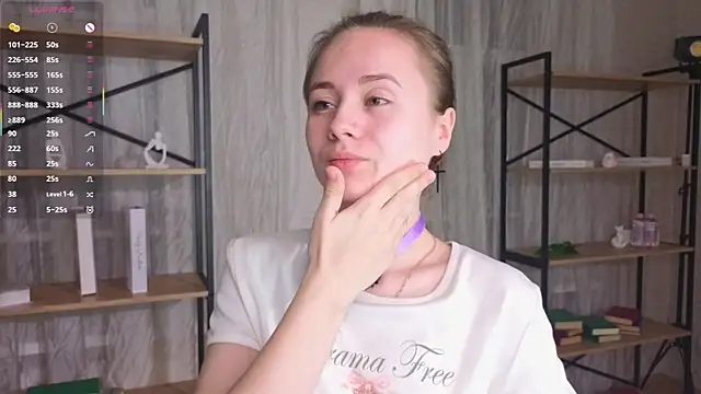 Crysta1Eva  online show from 04/17/26, 08:23