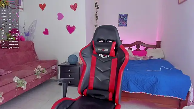 SophieLAmour online show from 09/27/25, 01:43