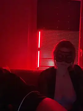 Cherrycolada online show from 04/08/26, 09:26