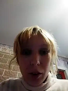 Ponka2011 online show from 10/05/25, 06:01