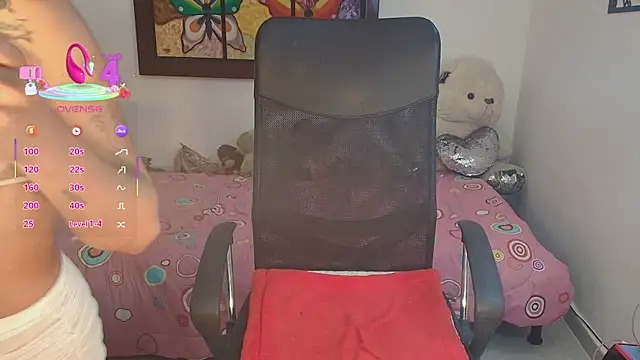 Snapshot of Natty_Reyes chatting on 11/23/25, 07:24 Natty Reyes online show from 11/23/25, 07:24