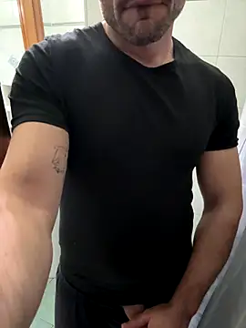 giovan2020 online show from 11/26/25, 10:44