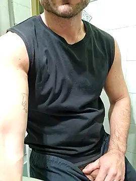 giovan2020 online show from 12/14/25, 04:56