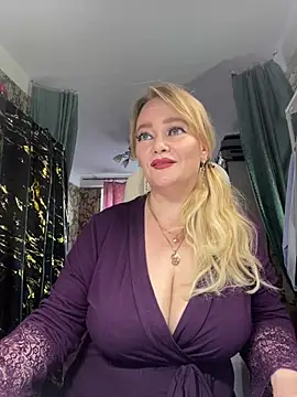 Sweet-blonde online show from 03/14/26, 12:10