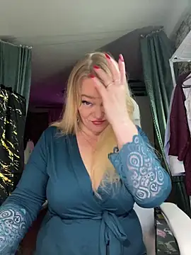 Sweet-blonde online show from 04/07/26, 10:53