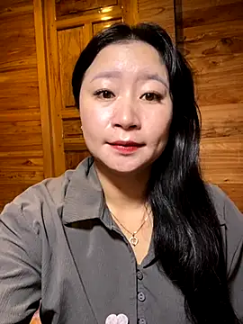 violet-00 online show from 11/10/25, 01:59