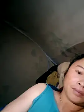 xuxulovezz online show from 10/21/25, 11:38