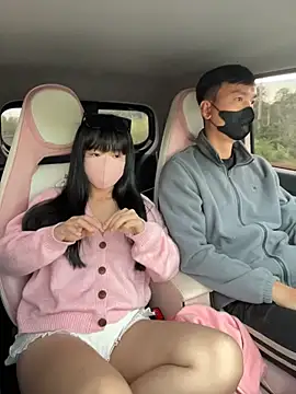 Snapshot of helen-my chatting on 11/27/25, 09:33 helen-my online show from 11/27/25, 09:33