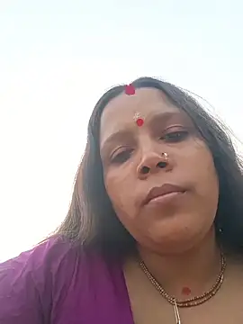 reya743 online show from 11/30/25, 10:19