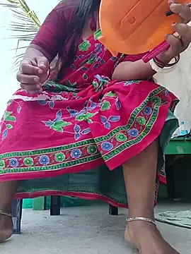 reya743 online show from 02/12/26, 08:53