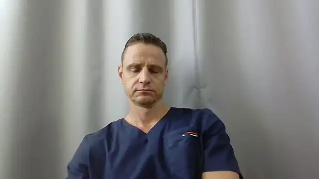 Snapshot of Freeze_Fire chatting on 07/17/26, 08:32 Freeze Fire online show from 07/17/26, 08:32