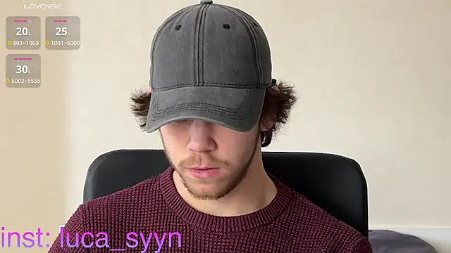 Snapshot of luca_syn chatting on 10/23/25, 08:02 luca syn online show from 10/23/25, 08:02