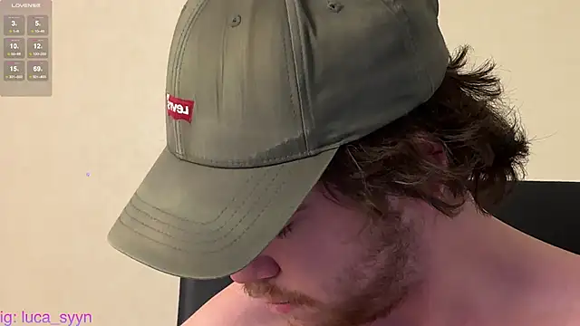 Snapshot of luca_syn chatting on 11/02/25, 03:36 luca syn online show from 11/02/25, 03:36