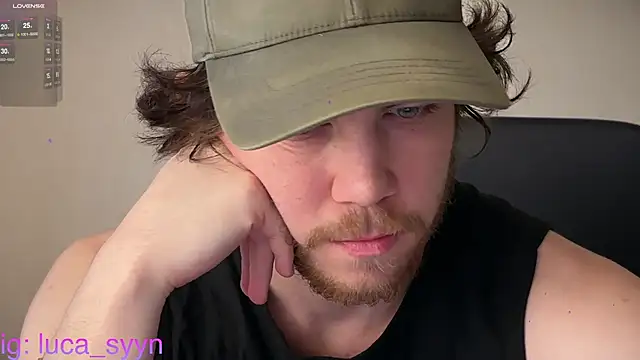 Snapshot of luca_syn chatting on 11/12/25, 05:19 luca syn online show from 11/12/25, 05:19