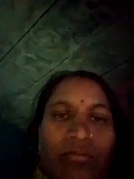 Snapshot of Pooja6060 chatting on 10/15/25, 12:27 Pooja6060 online show from 10/15/25, 12:27