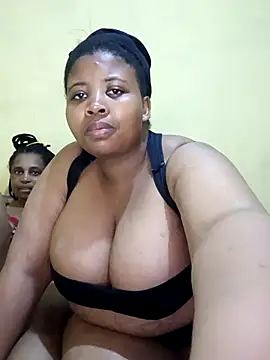 Snapshot of Naughty-assx chatting on 10/16/25, 11:17 Naughty-assx online show from 10/16/25, 11:17