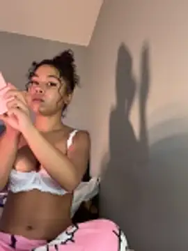 OliviaAshhh online show from 11/13/25, 10:52