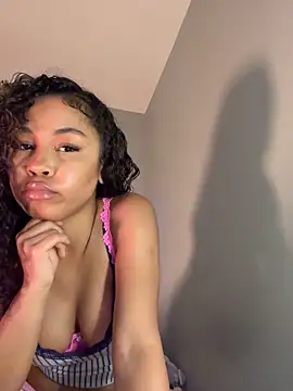 OliviaAshhh online show from 11/16/25, 10:48