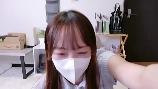 Snapshot of saku_sakura_ chatting on 10/08/25, 12:25 saku sakura  online show from 10/08/25, 12:25