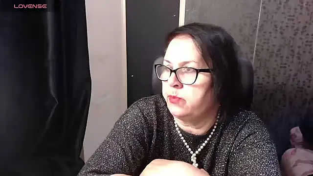 MissSanjanne online show from 04/21/26, 02:51