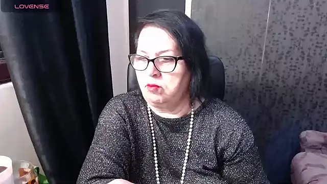 Snapshot of MissSanjanne chatting on 05/18/26, 02:29 MissSanjanne online show from 05/18/26, 02:29